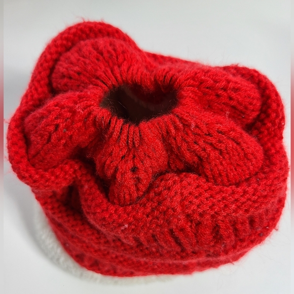 Kids' Red And White Ponytail Hat And Neckwarmer - Picture 4 of 4